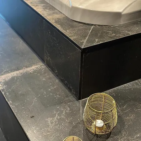 Couette-café Marie - Jacuzzi Privé&sauna 4*