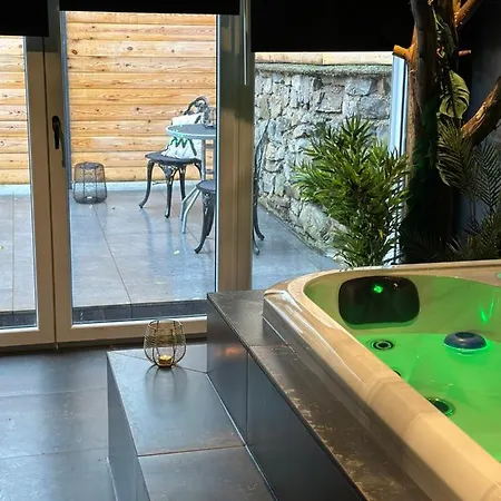 Couette-café Marie - Jacuzzi Privé&sauna Verviers